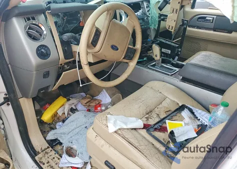 2014 Ford Expedition Xlt z USA, uszkodzony, nr VIN 1FMJU1H59EEF09136